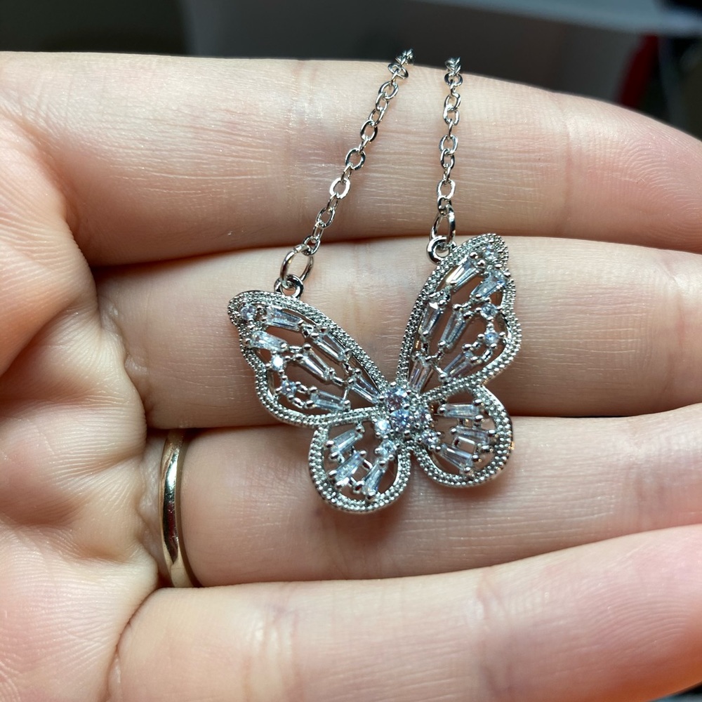 Silver Tone Beautiful Butterfly Necklace - Picture 3 of 5